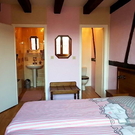 Bed and Breakfast Au Cep De Vigne Рикевир Экстерьер фото