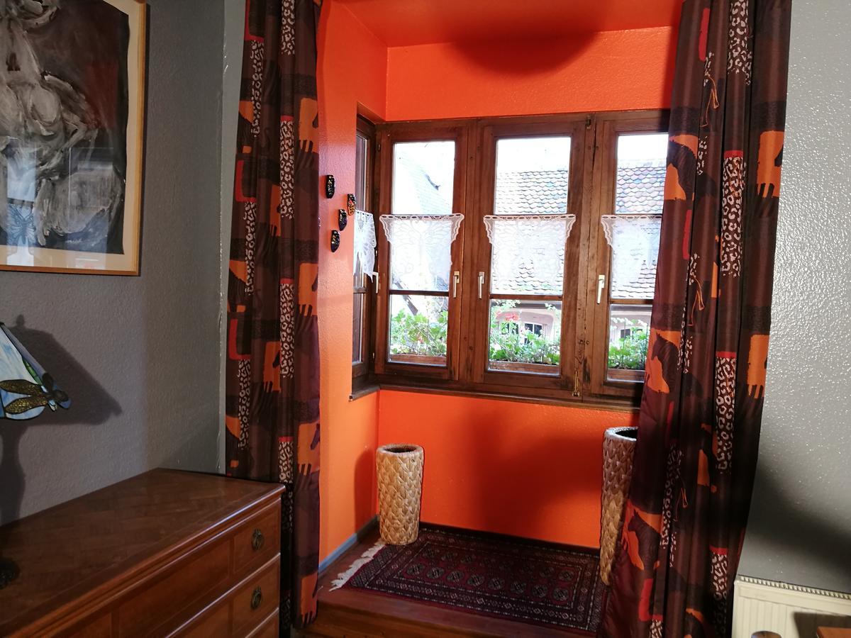 Bed and Breakfast Au Cep De Vigne Рикевир Экстерьер фото