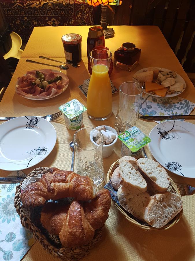 Bed and Breakfast Au Cep De Vigne Рикевир Экстерьер фото
